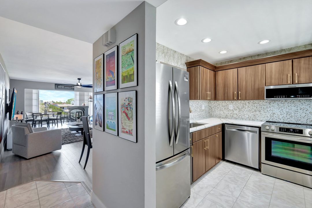6220 Augusta Dr, Fort Myers, FL 33907
