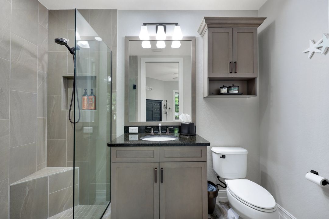 7801 Hawthorne Dr #2701, Naples, FL 34113