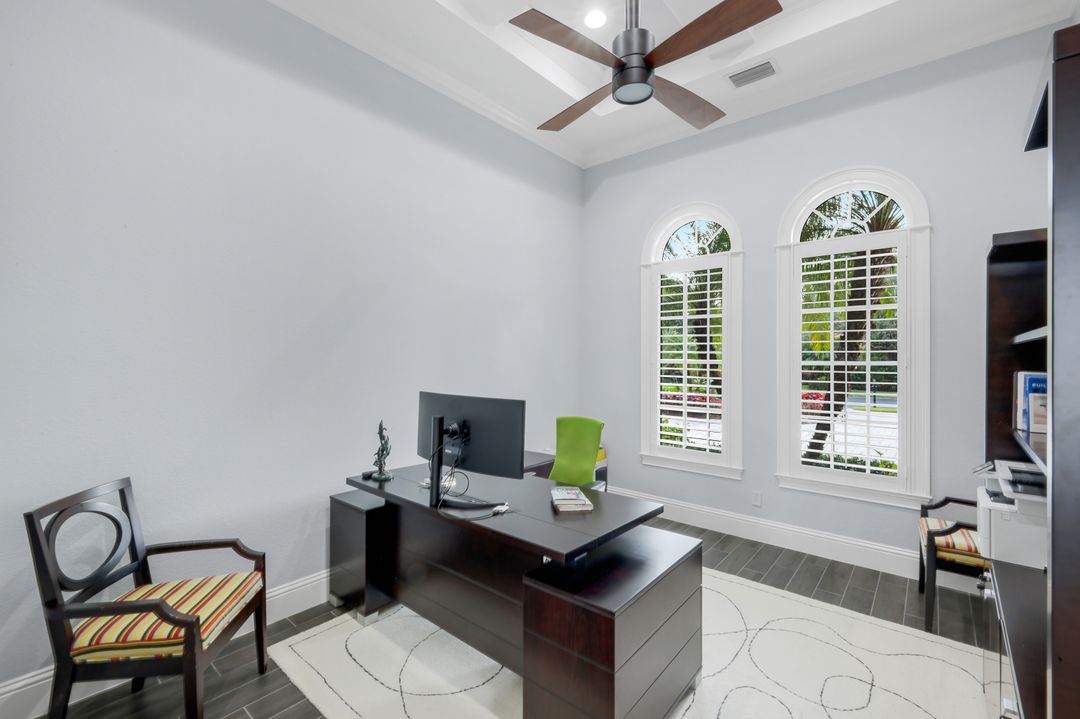 3828 Isla Del Sol Way, Naples, FL 34114