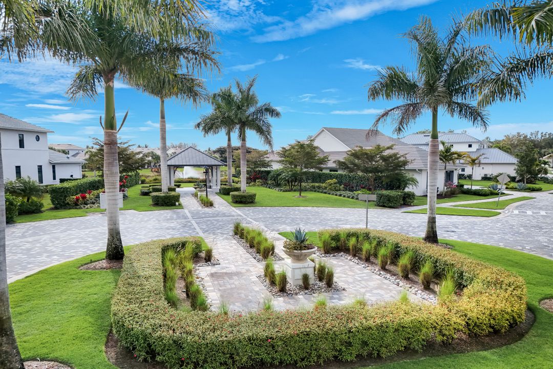 16728 Enclave Cir, Naples, FL 34110