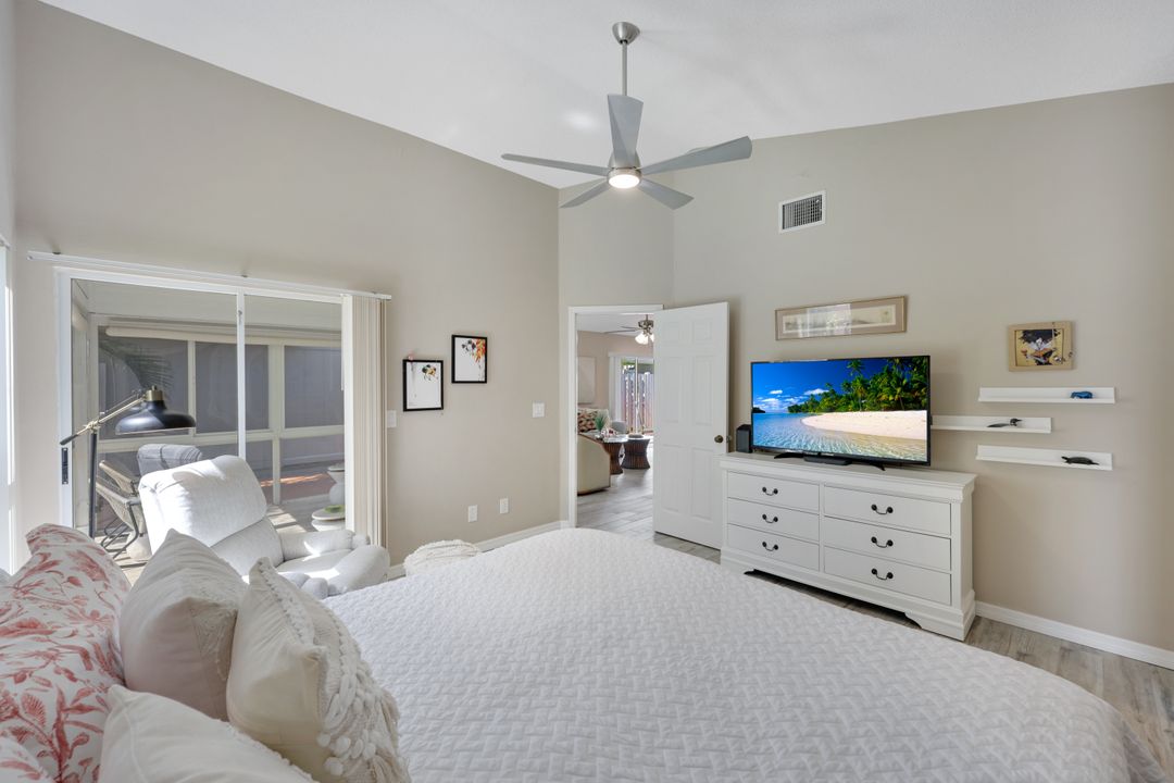 14871 Crescent Cove Dr, Fort Myers, FL 33908