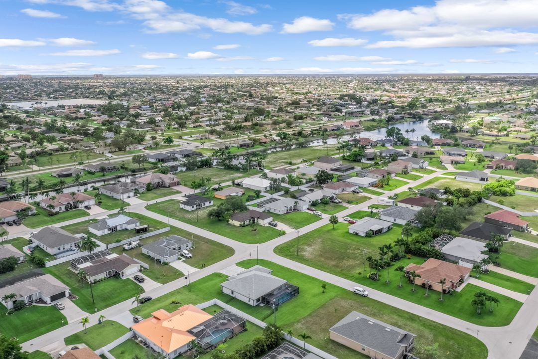 241 SW 31st St, Cape Coral, FL 33914