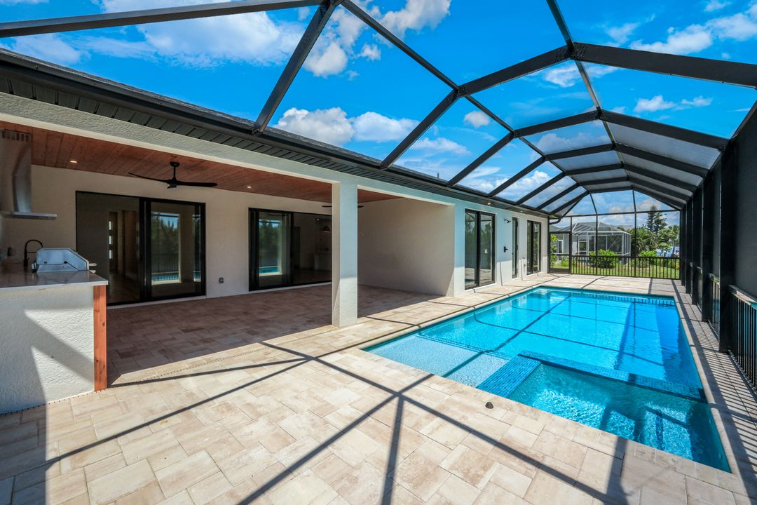 10522 Riverside Rd, Port Charlotte, FL 33981