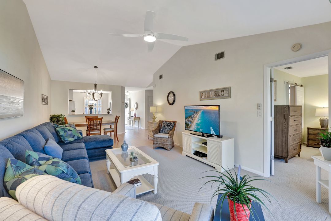1336 Churchill Cir #K202, Naples, FL 34116