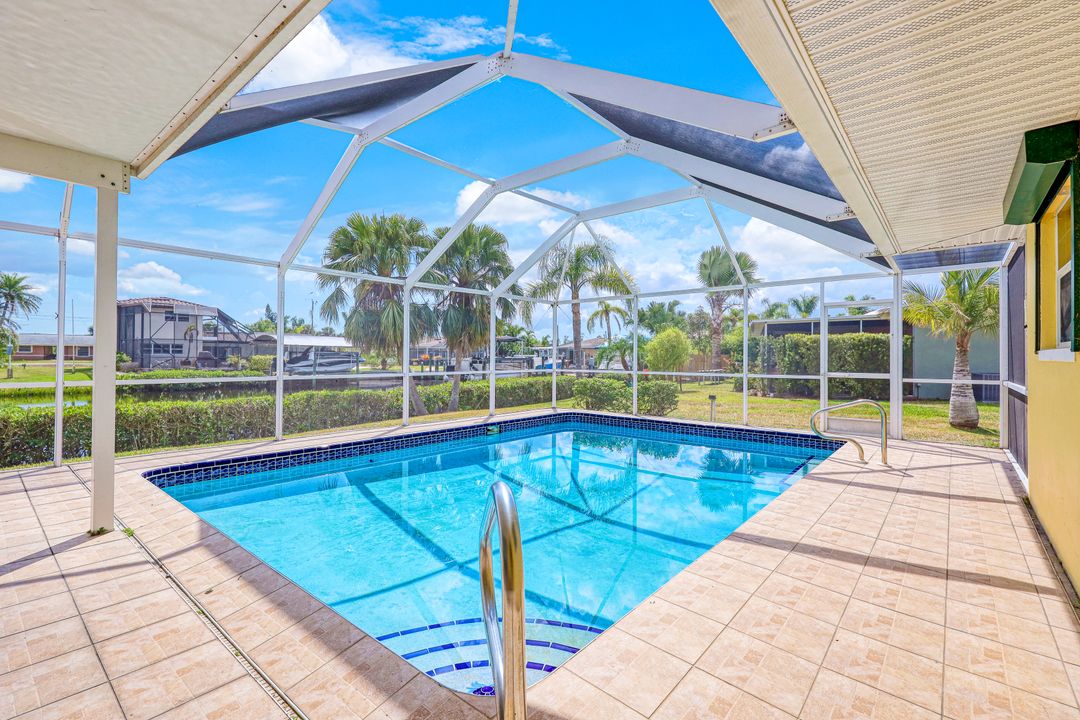 1720 Cascade Way, North Fort Myers, FL 33917