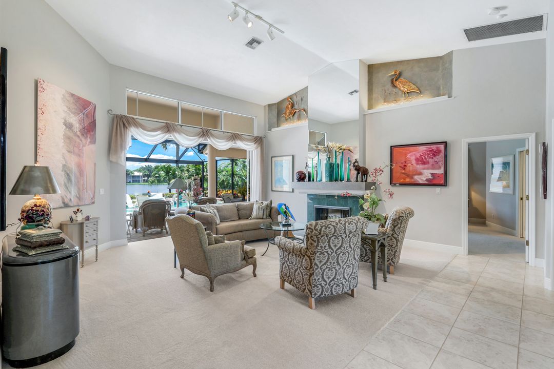 3760 Lakemont Dr, Bonita Springs, FL 34134