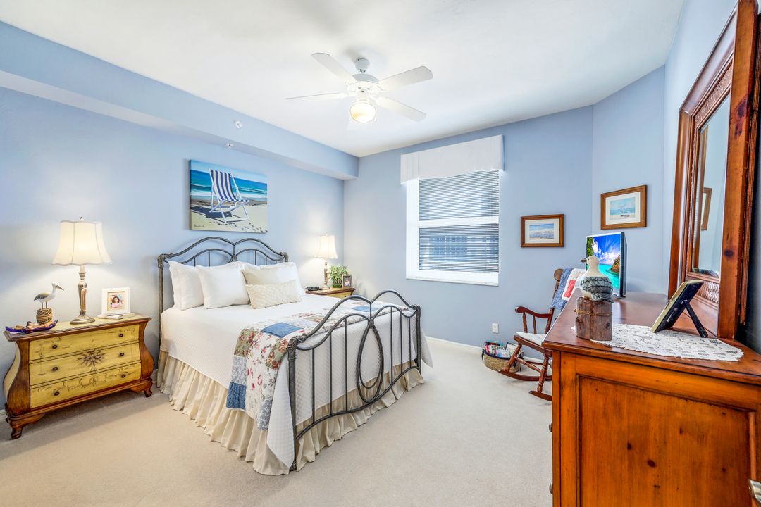 410 Flagship Dr #504, Naples, FL 34108