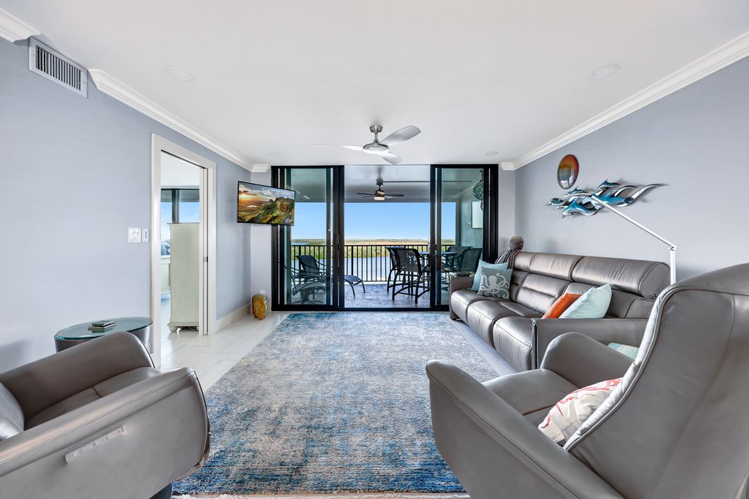 4253 Bay Beach Ln #7E, Fort Myers Beach, FL 33931