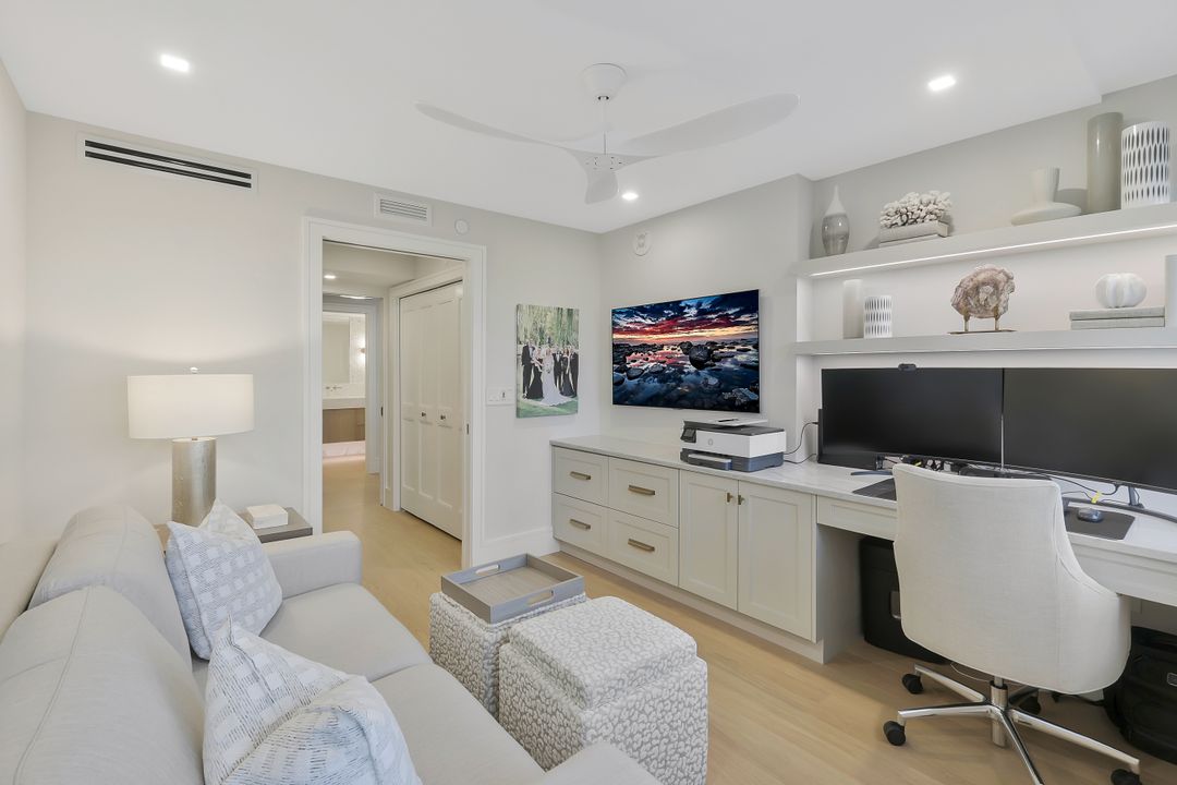 6825 Grenadier Blvd #1103, Naples, FL 34108