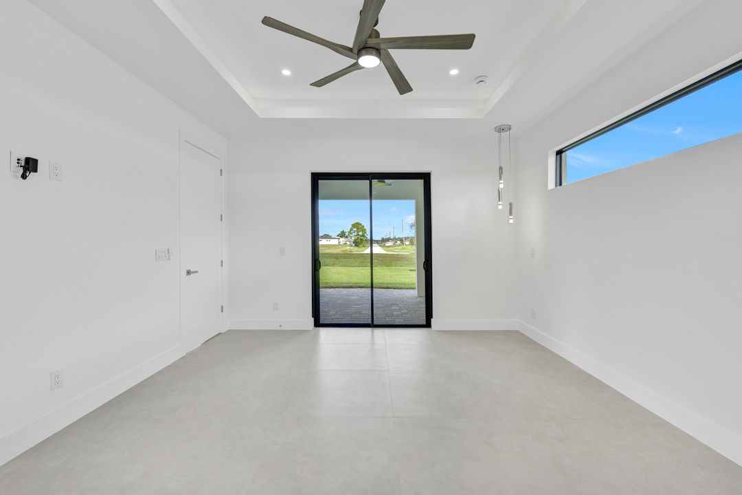 1901 NW 27th St, Cape Coral, FL 33993