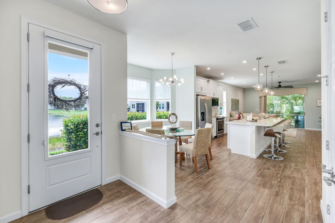 4619 Arboretum Cir #101, Naples, FL 34112