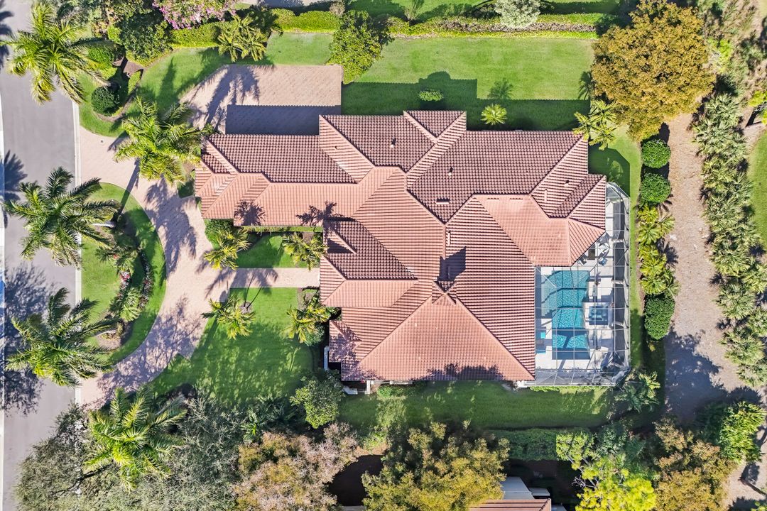 3122 Dahlia Way, Naples, FL 34105