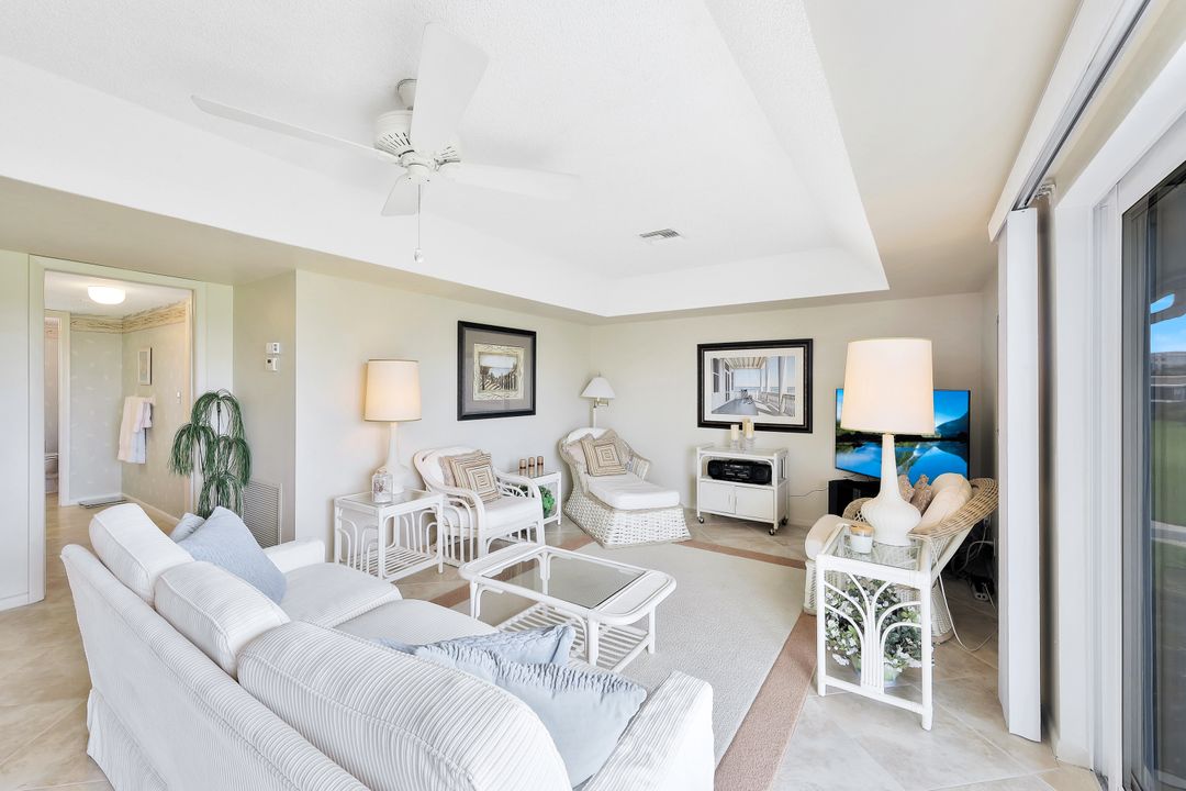 141 Lollypop Ln #4, Naples, FL 34112