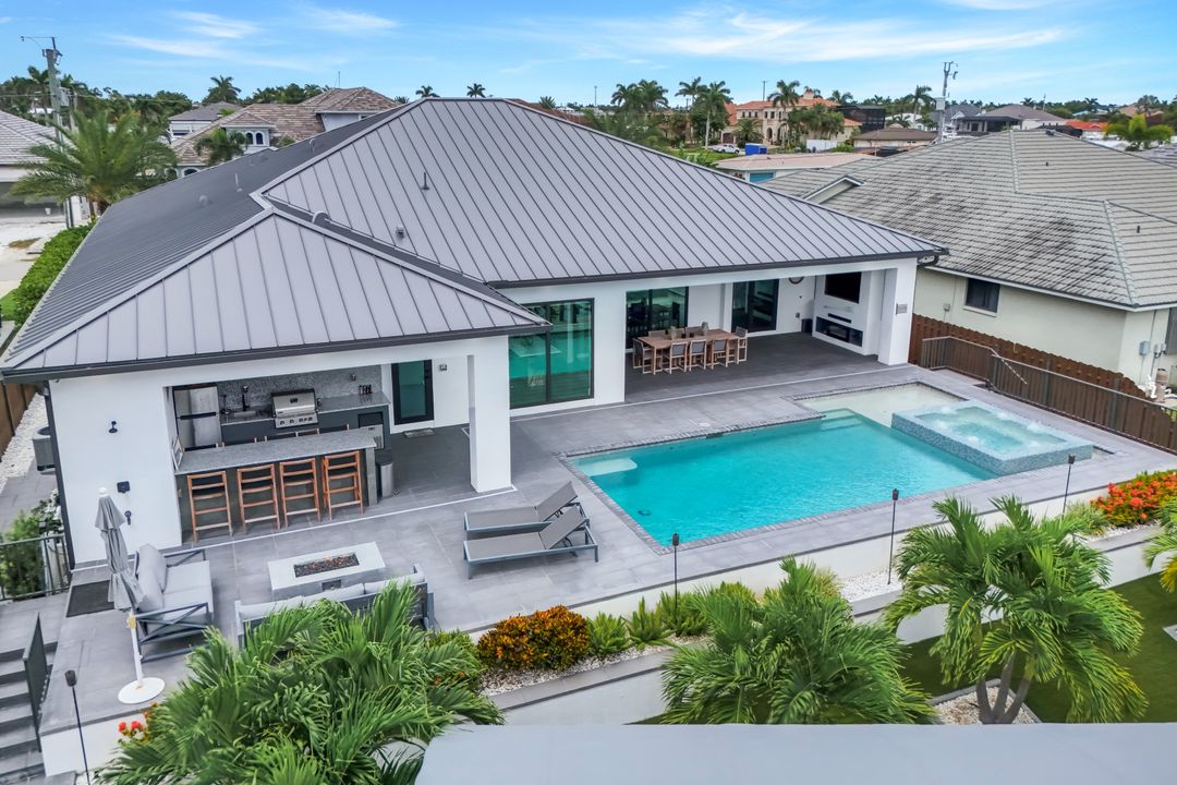 126 SW 57th St, Cape Coral, FL 33914