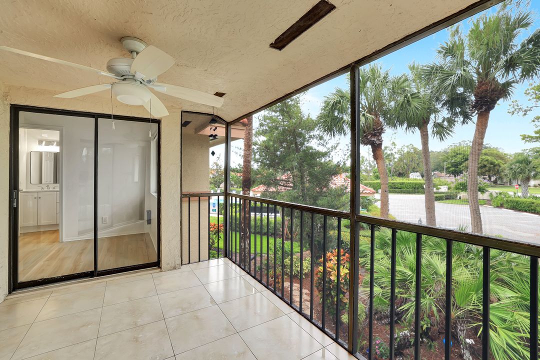 206 Bennington Dr #5, Naples, FL 34104