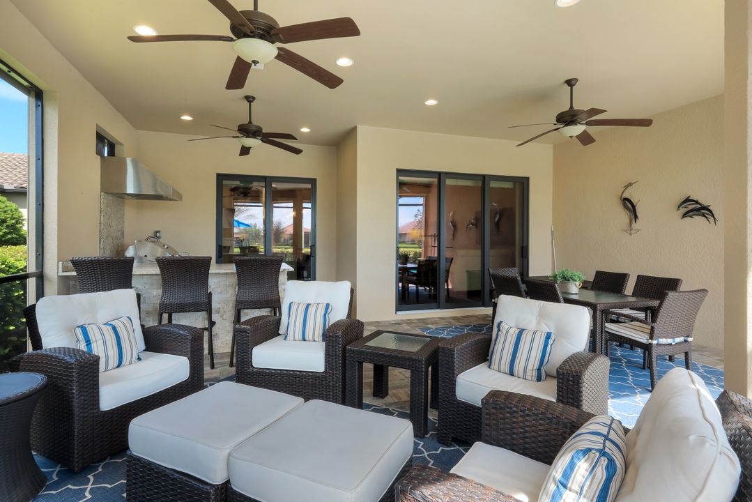 8362 Viale Cir, Naples, FL 34114