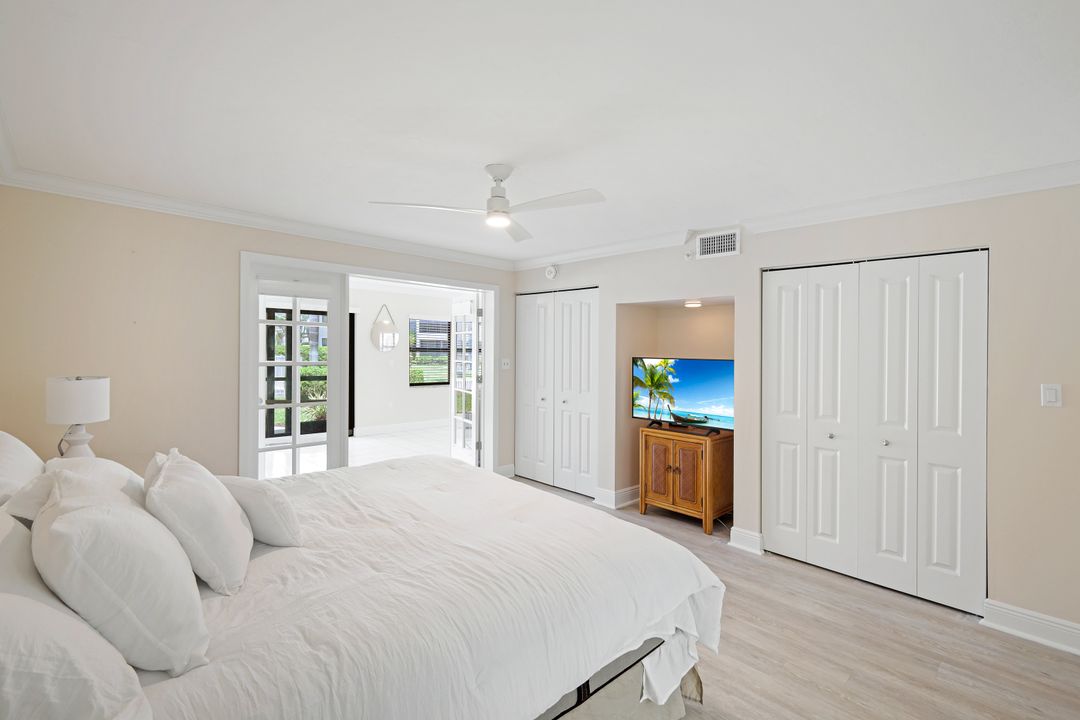 1100 9th St S #B103, Naples, FL 34102