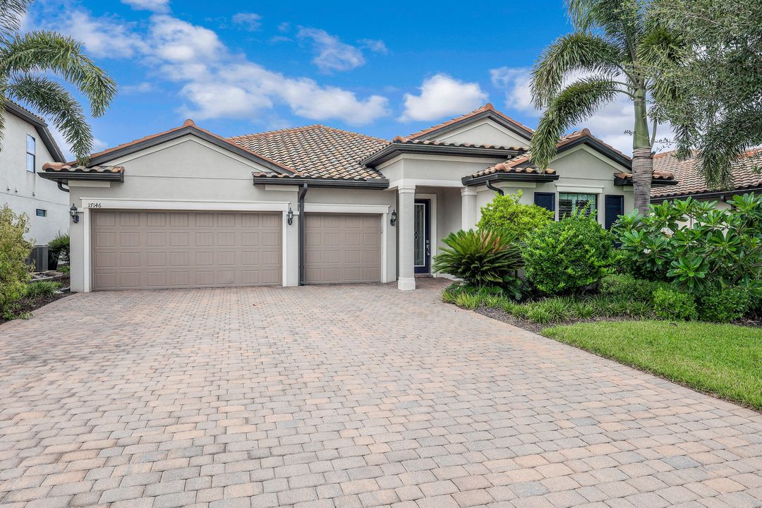 17146 Ashcomb Wy, Estero, FL 33928