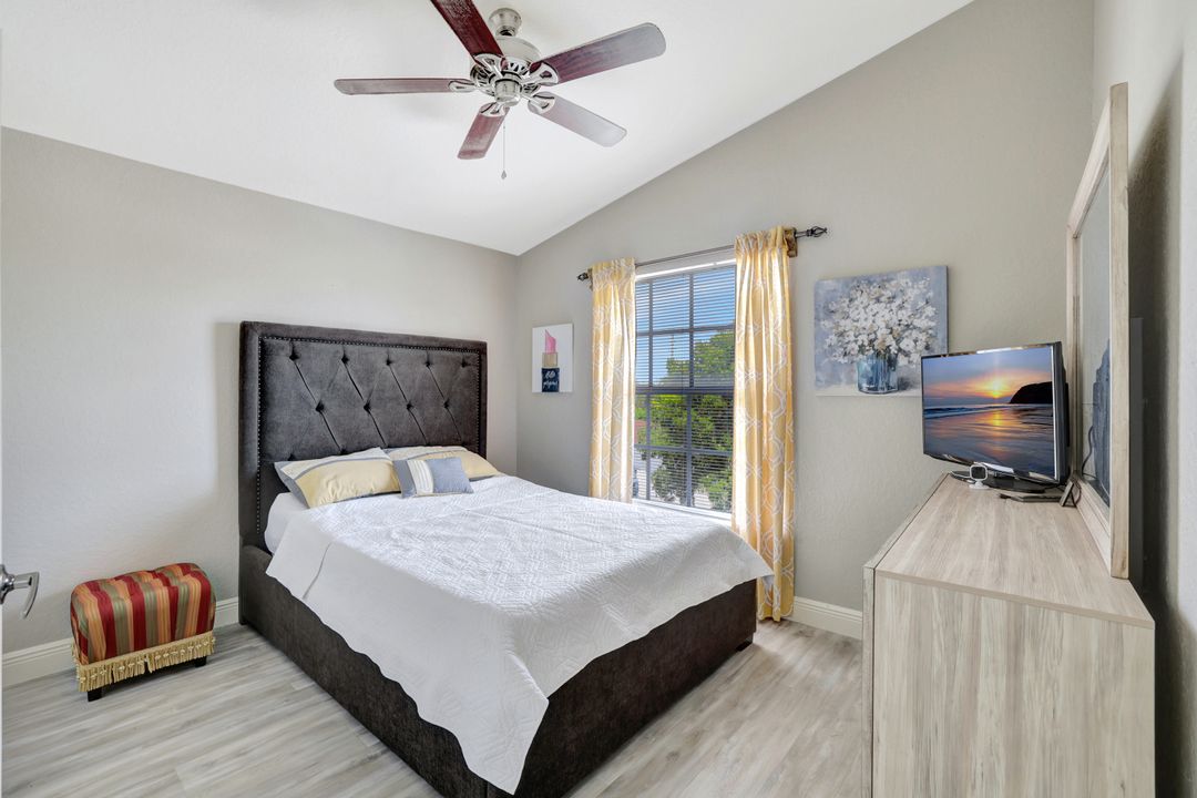 4670 St Croix Ln #632, Naples, FL 34109