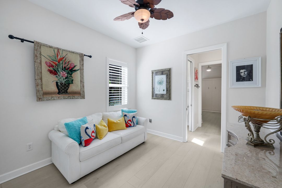 9684 Cobalt Cove Cir, Naples, FL 34120