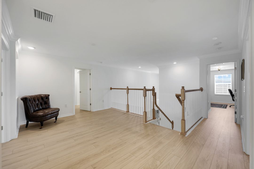 2159 Hamlin St, Naples, FL 34120