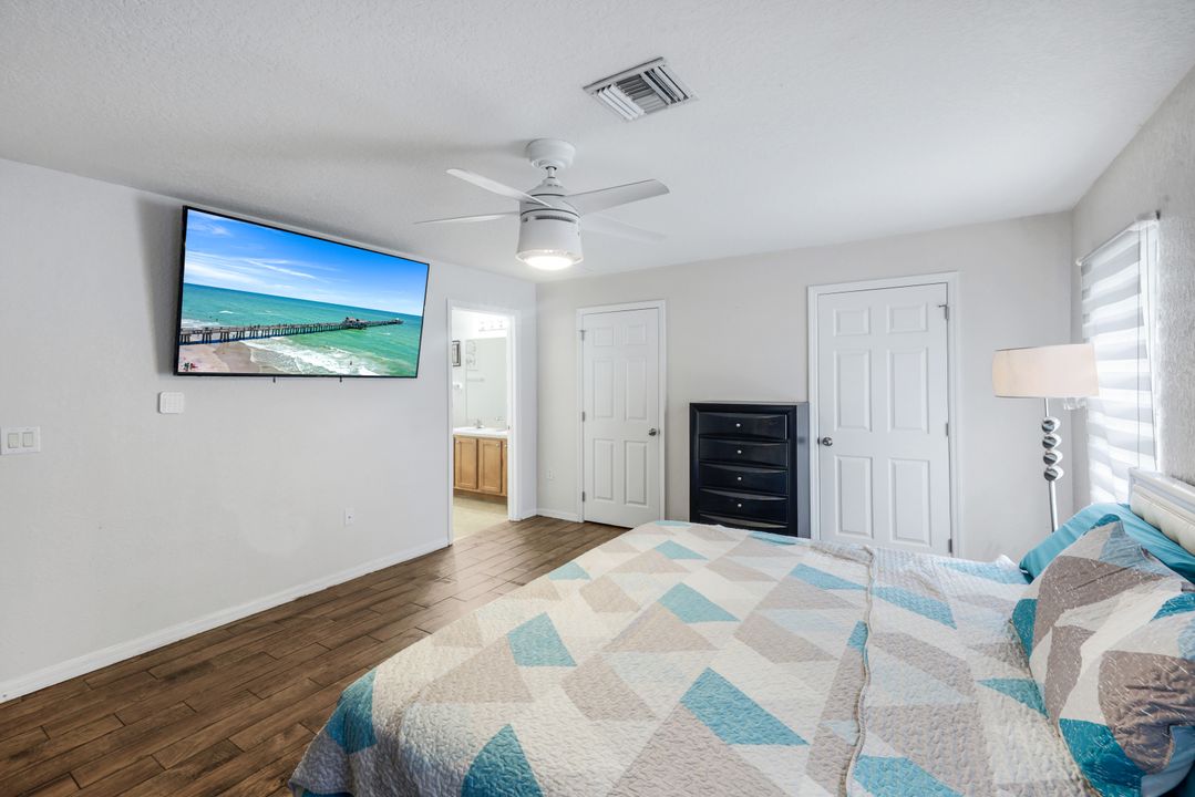 438 Willowbrook Dr, Lehigh Acres, FL 33972