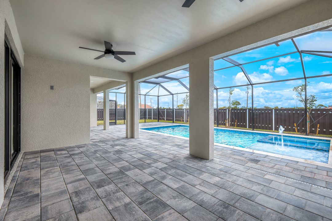 819 SW 16th Terrace, Cape Coral, FL 33991