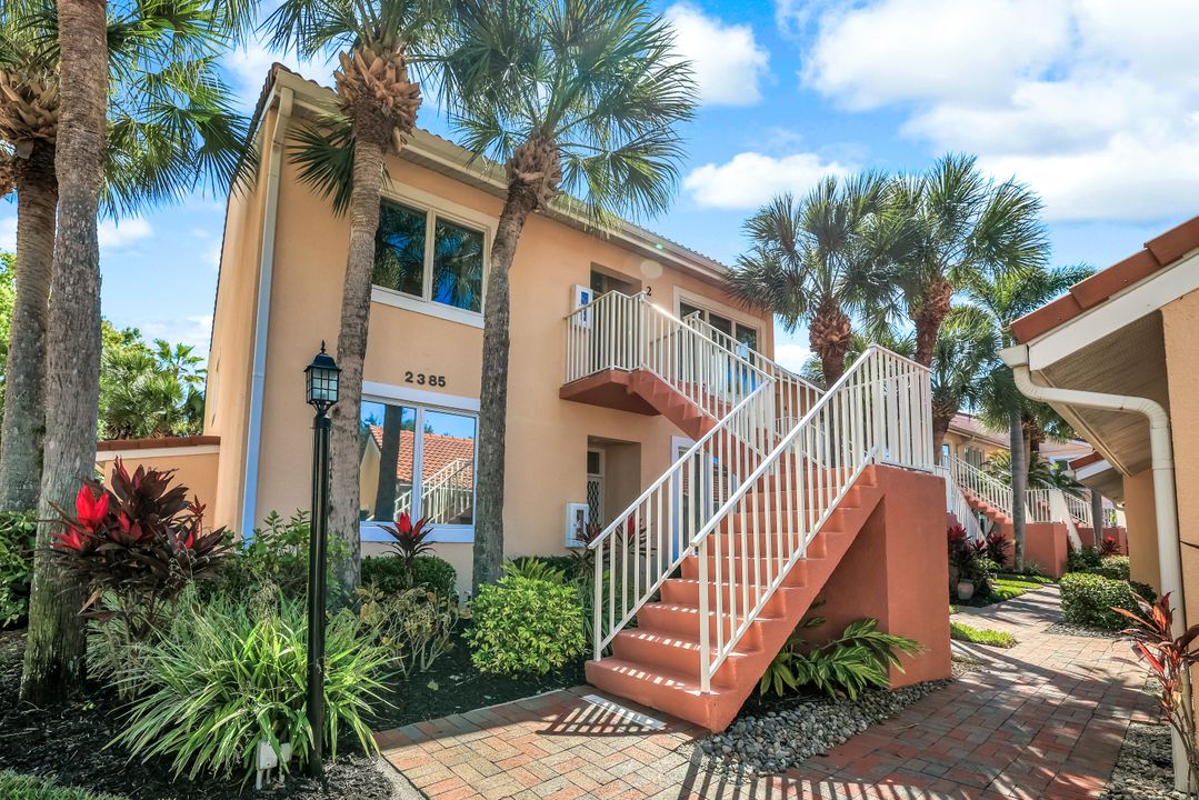 2385 Hidden Lake Dr #2, Naples, FL 34112