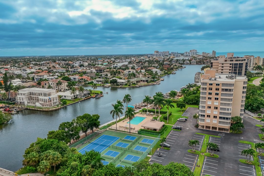11118 Gulf Shore Dr #803, Naples, FL 34108