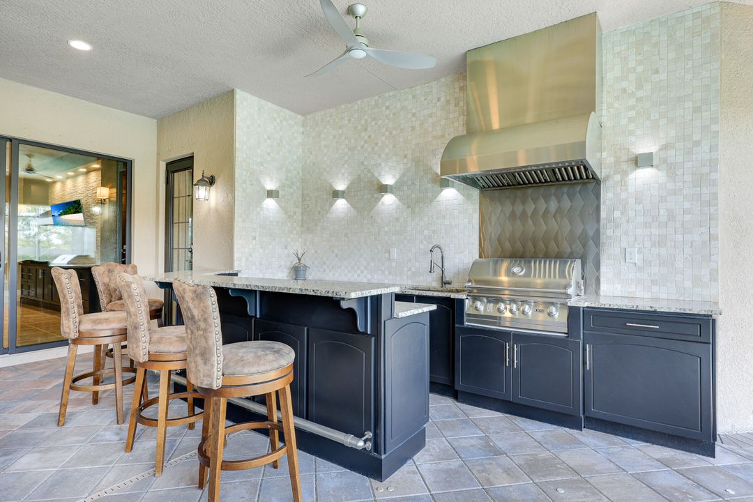 4394 Caldera Cir, Naples, FL 34119