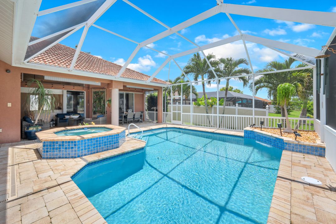 3214 SW 11th Pl, Cape Coral, FL 33914