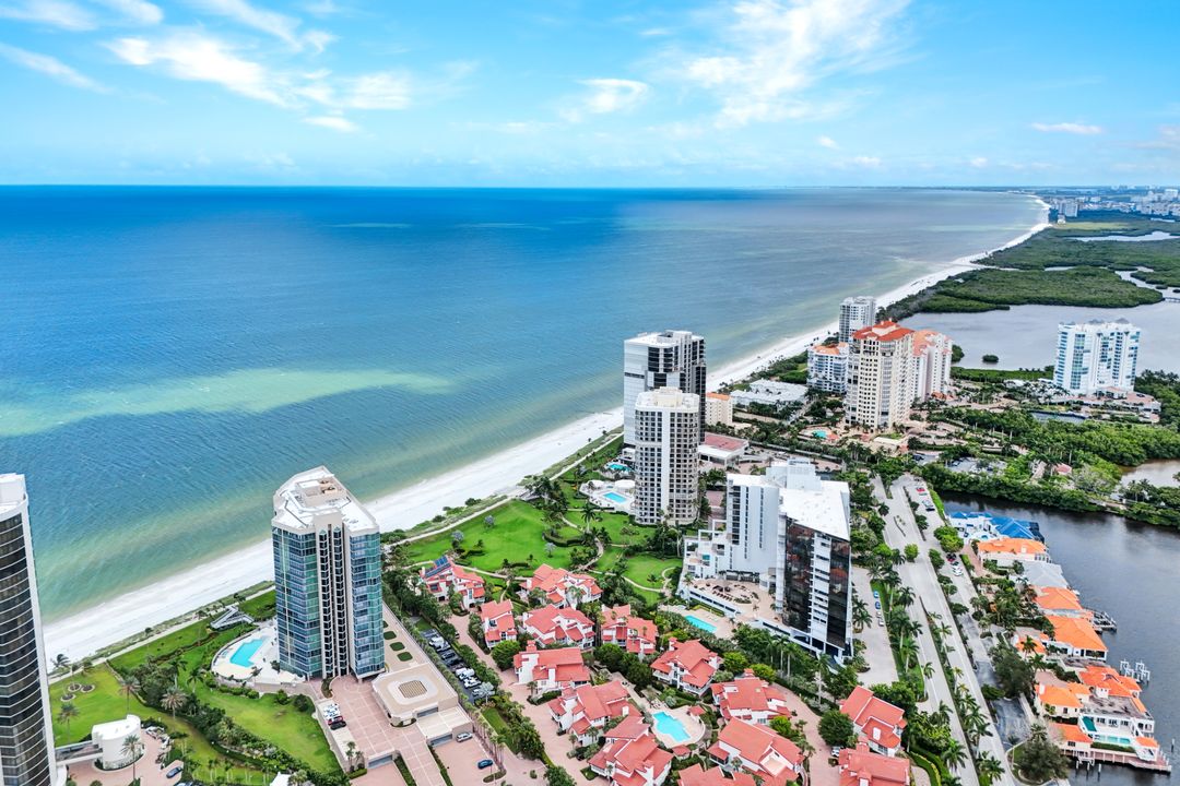 4651 Gulf Shore Blvd N #1702, Naples, FL 34103