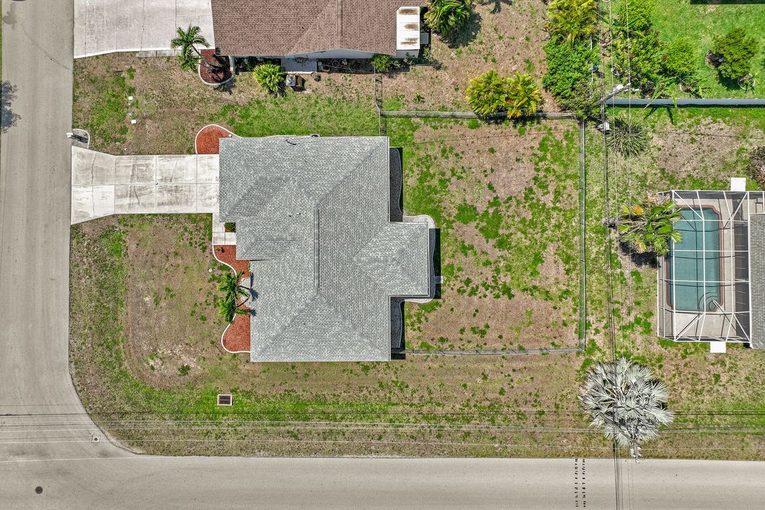 1913 NE 4th Ter, Cape Coral, FL 33909