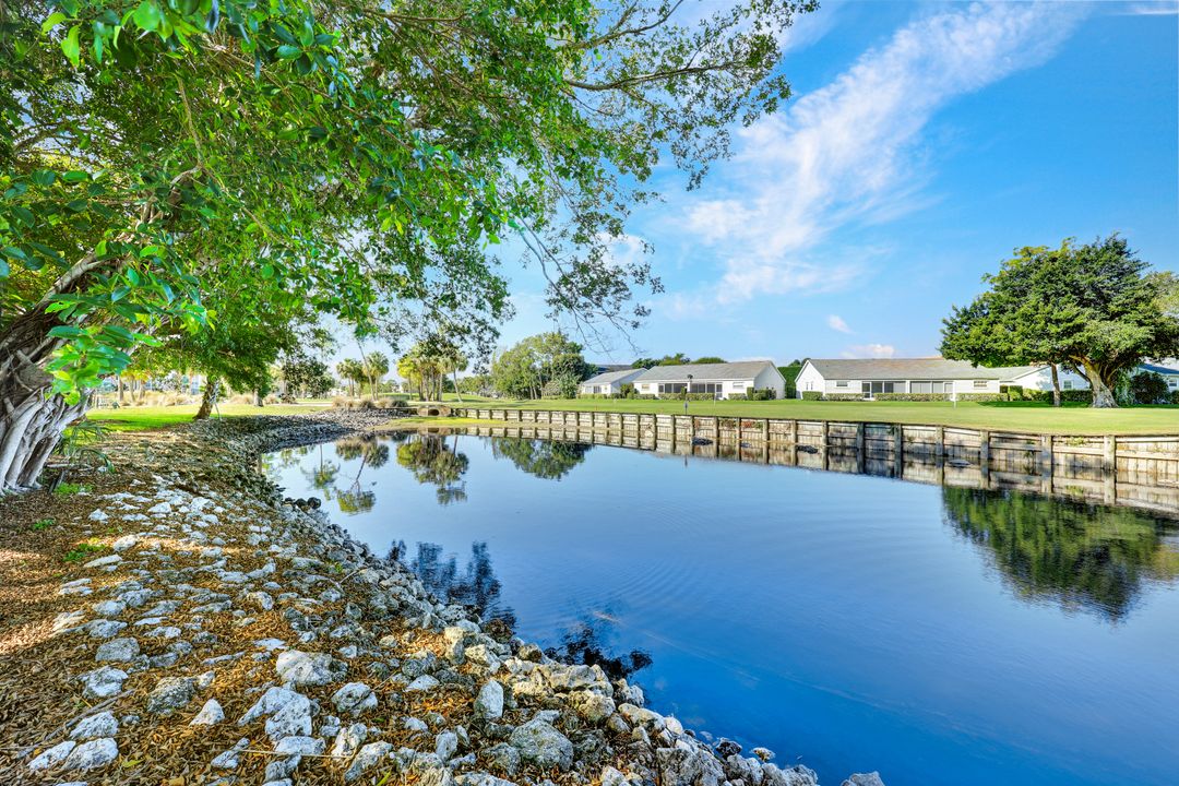 100 Forest Lakes Blvd #110, Naples, FL 34105