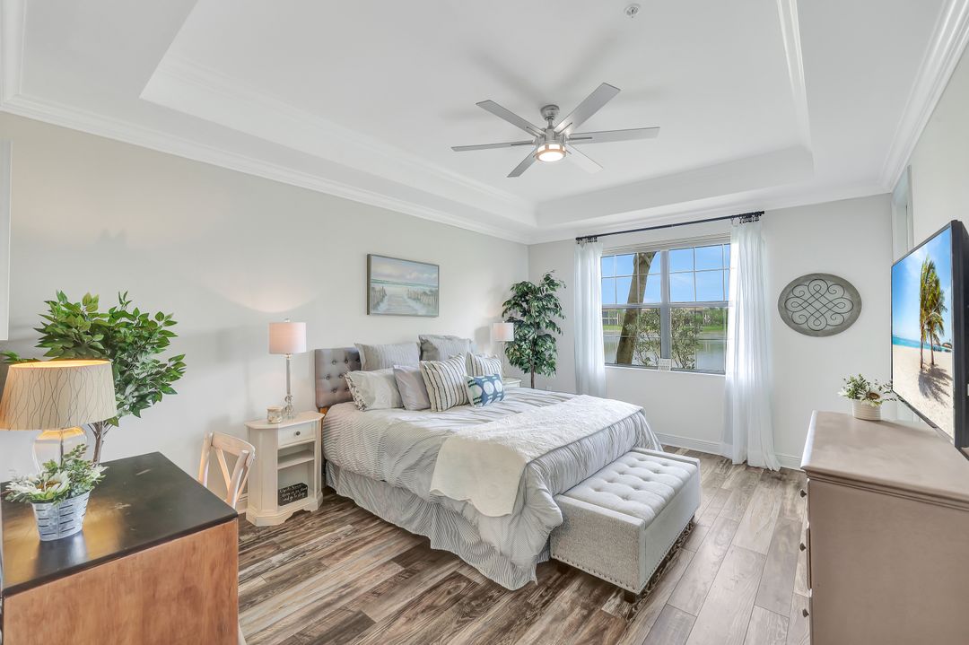 2133 Frangipani Cir #102, Naples, FL 34120