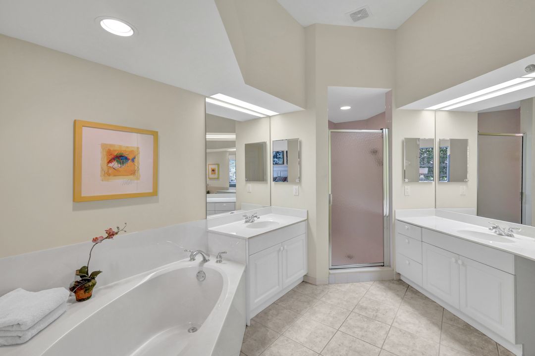 10320 Cape Roman Rd, Bonita Springs, FL 34135