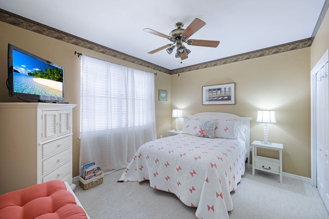 2240 Hawksridge Dr #2201, Naples, FL 34105