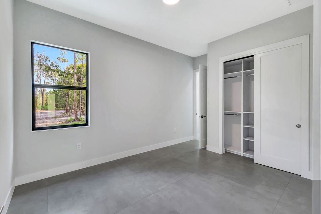 3366 72nd Ave NE, Naples, FL 34120