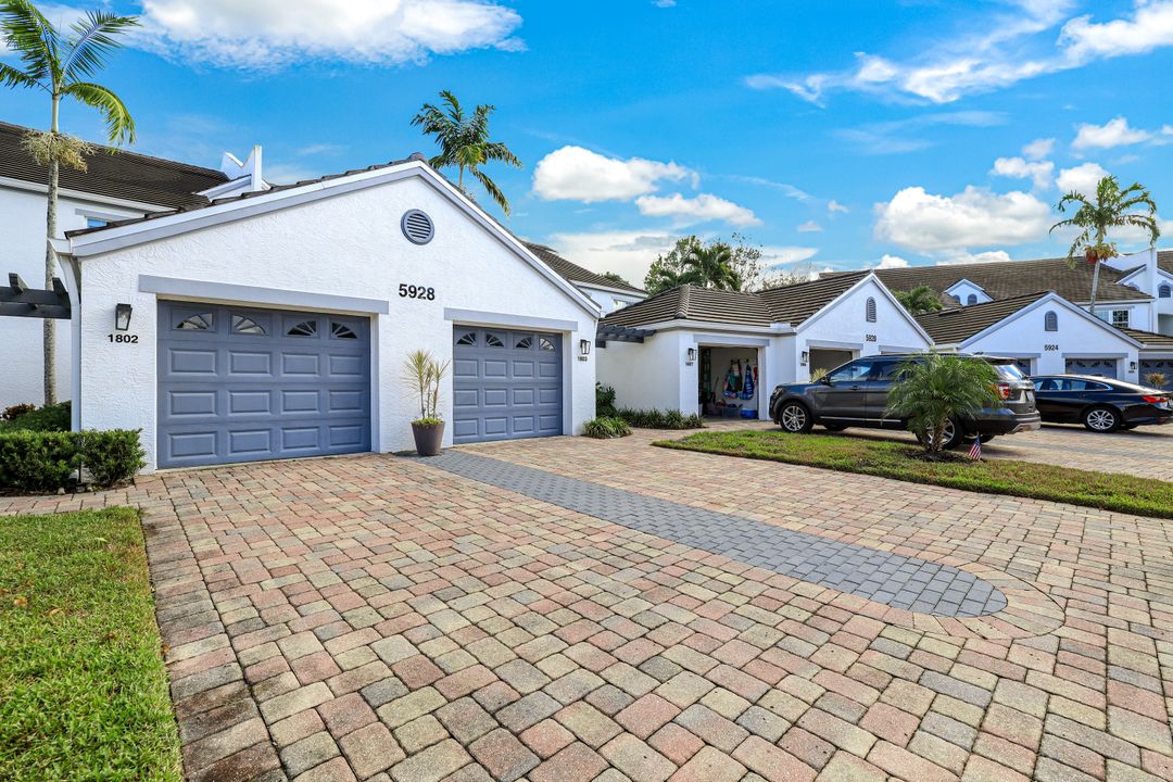 5928 Sand Wedge Ln #1808, Naples, FL 34110