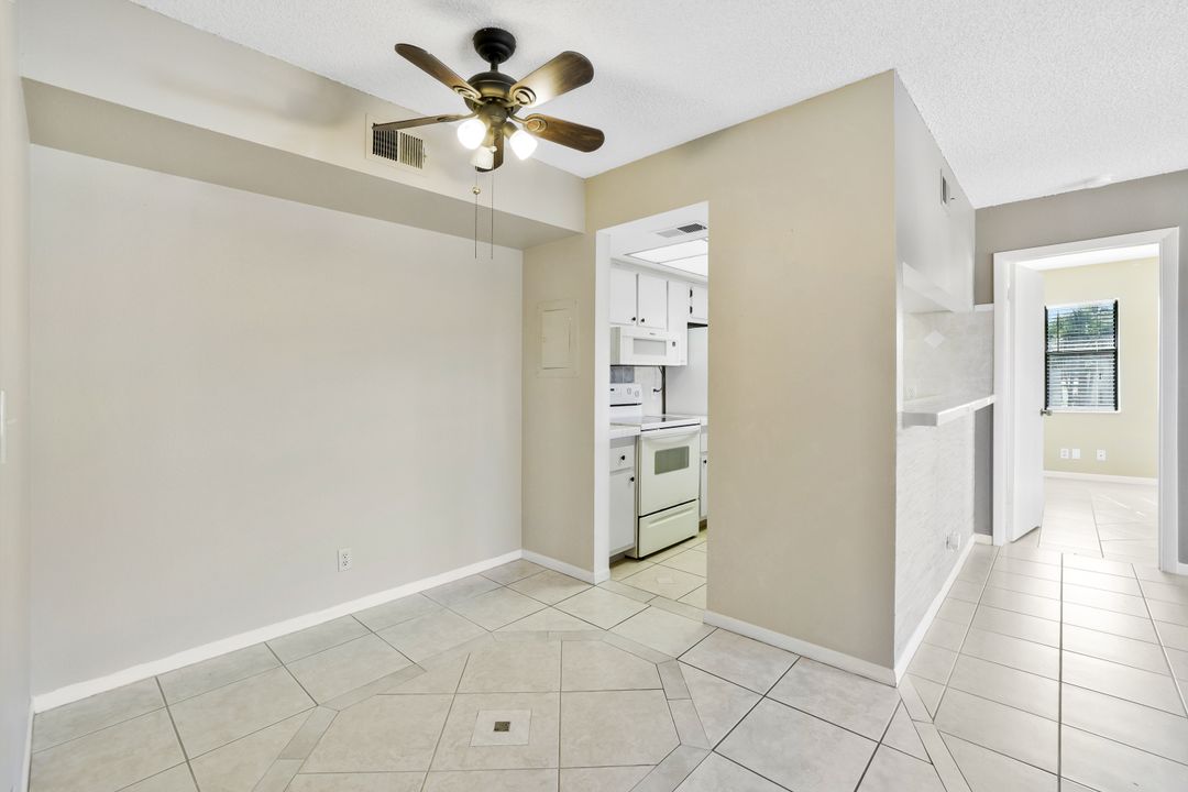 4345 27th Ct SW #204, Naples, FL 34116