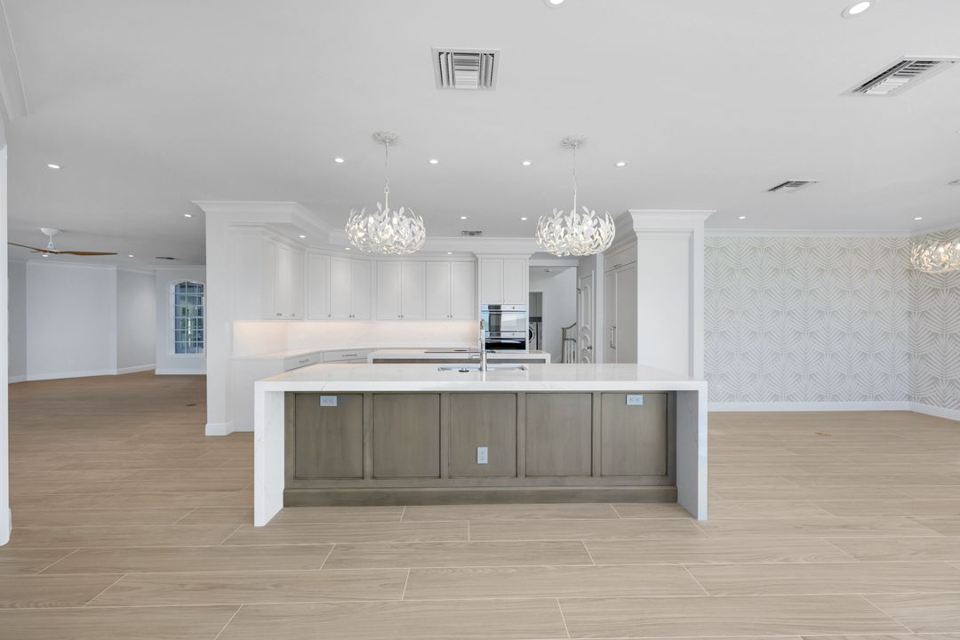 4265 W Gulf Dr, Sanibel, FL 33957