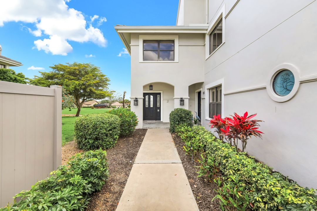 16201 Fairway Woods Dr #805, Fort Myers, FL 33908