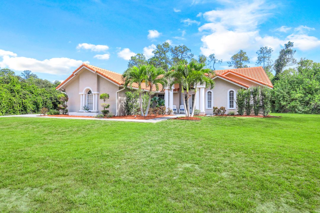 3611 1st Ave NW, Naples, FL 34120
