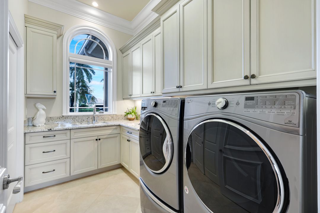 80 Anchor Ct, Marco Island, FL 34145