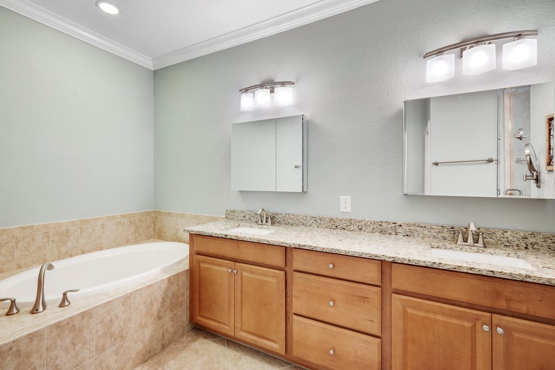 10240 Cobble Notch Loop #201, Bonita Springs, FL 34135