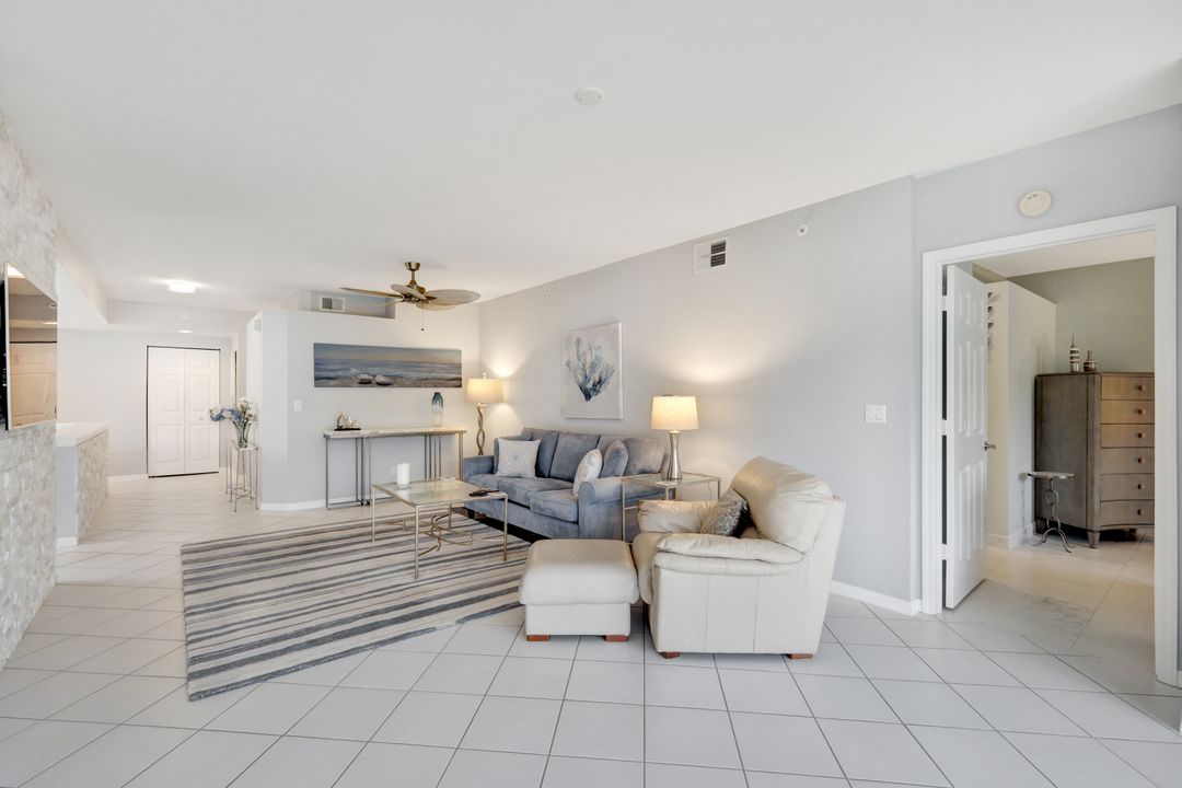 6895 Rain Lily Rd Apt 103 ##103, Naples, FL 34109