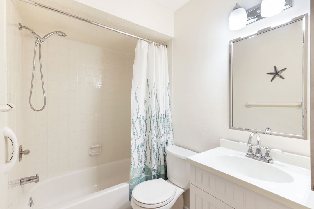 4611 SE 5th Pl #6, Cape Coral, FL 33904