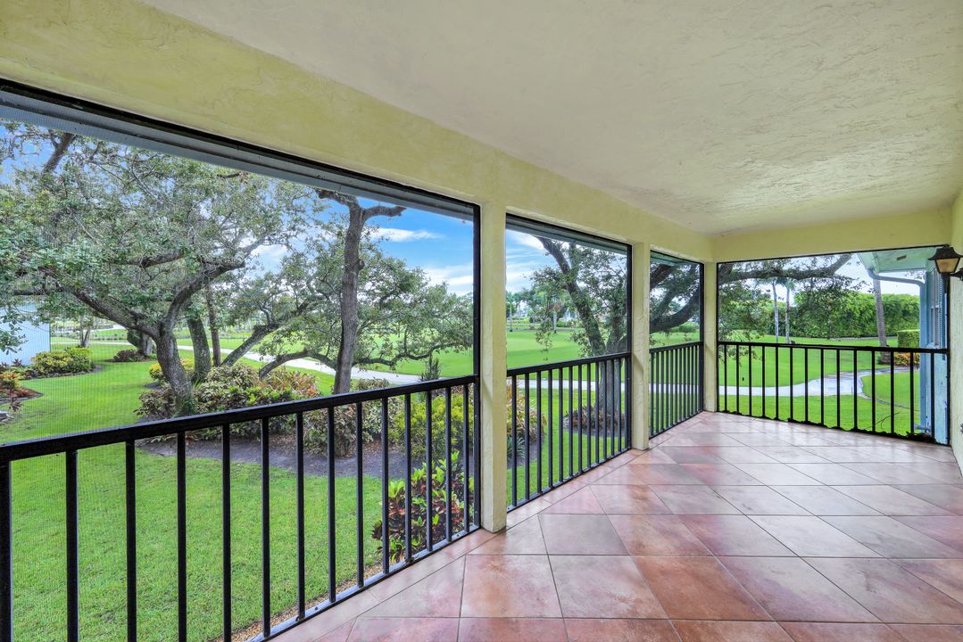 197 Albi Rd #2, Naples, FL 34112