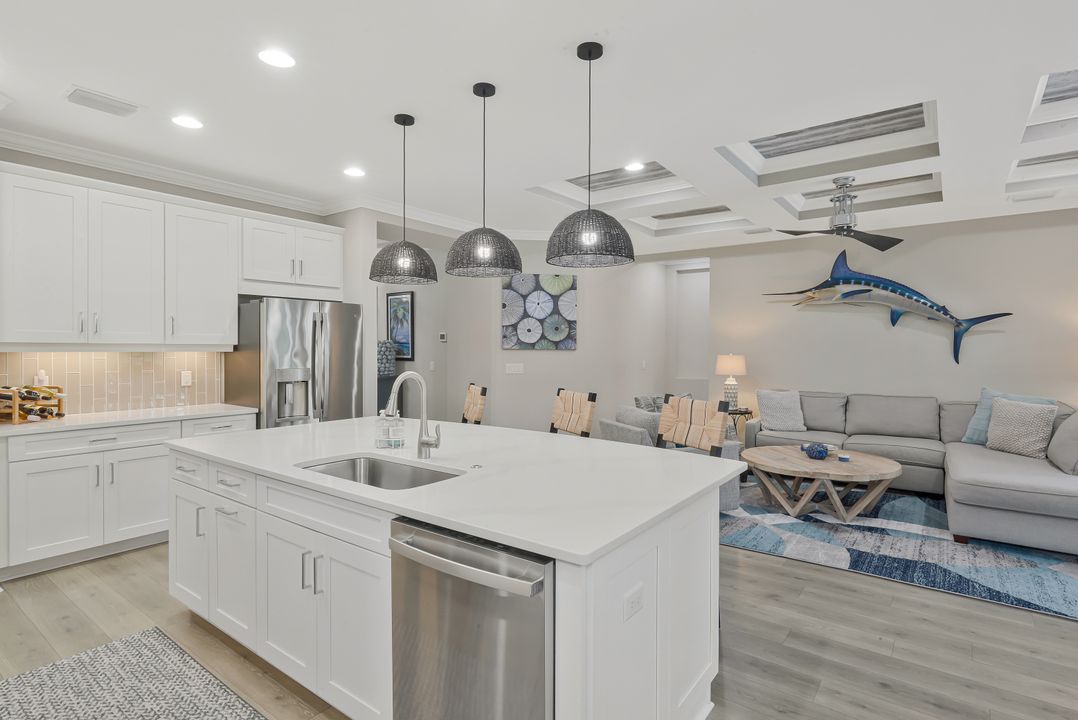 11720 Canal Grande Dr, Fort Myers, FL 33913