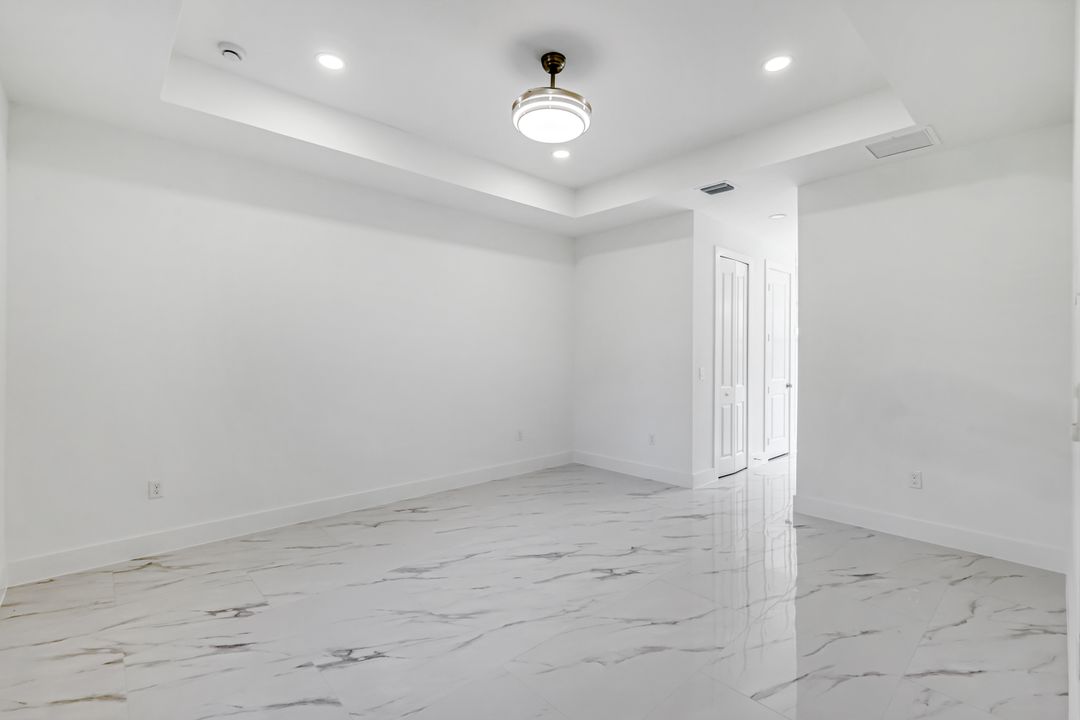 2113 Grayson Ave, Alva, FL 33920